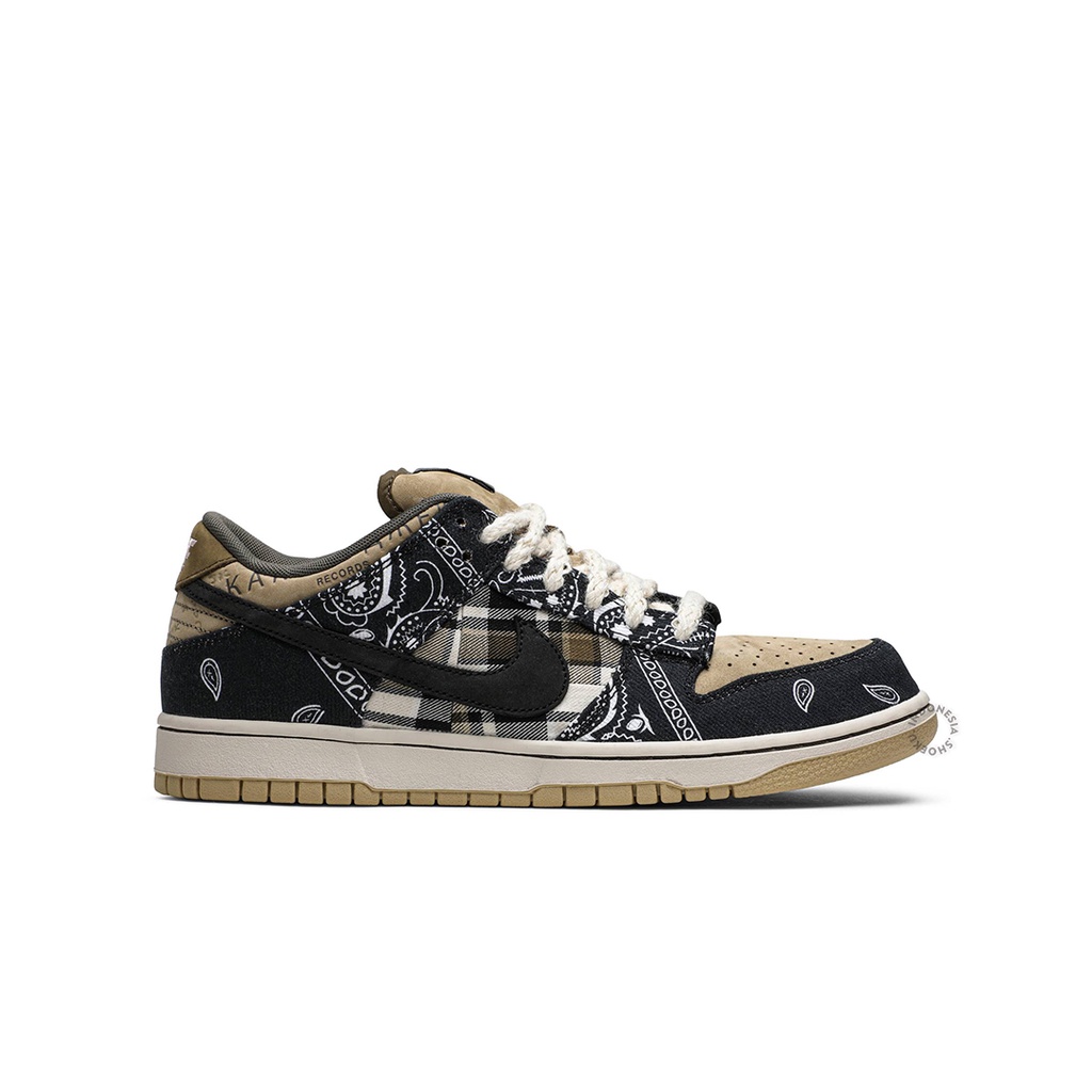Jual Sneakers Travis Scott x Dunk Low 