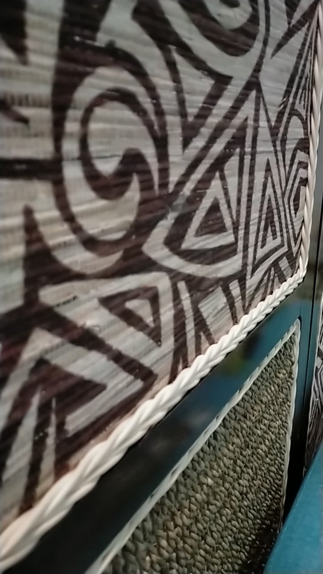 Penyekat Partisi Ruangan Alminy 4 Daun | Pembatas Sketsel Kayu | Wood Divider