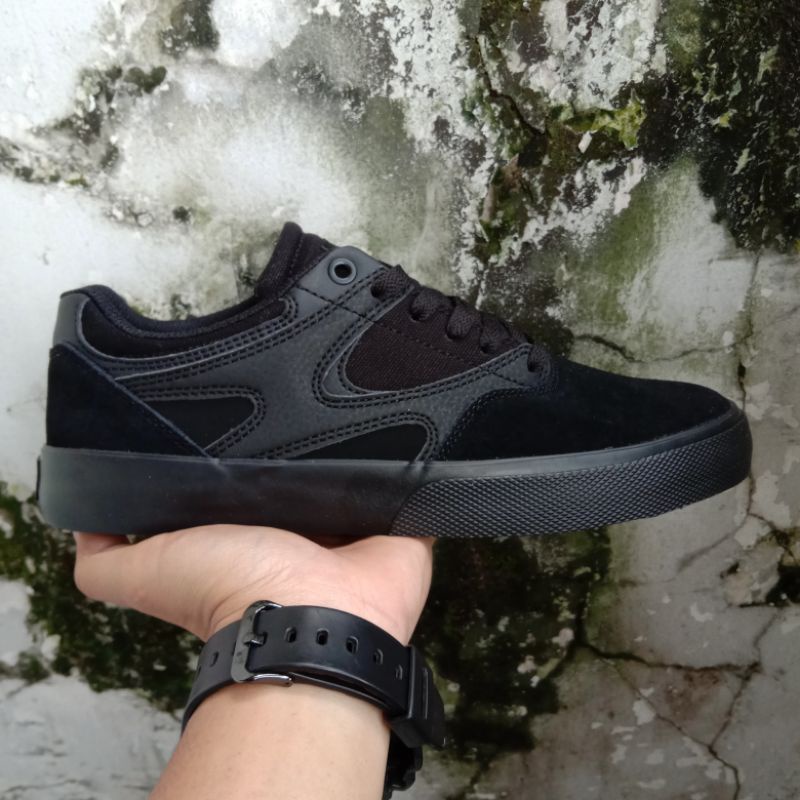 dc kalis s black