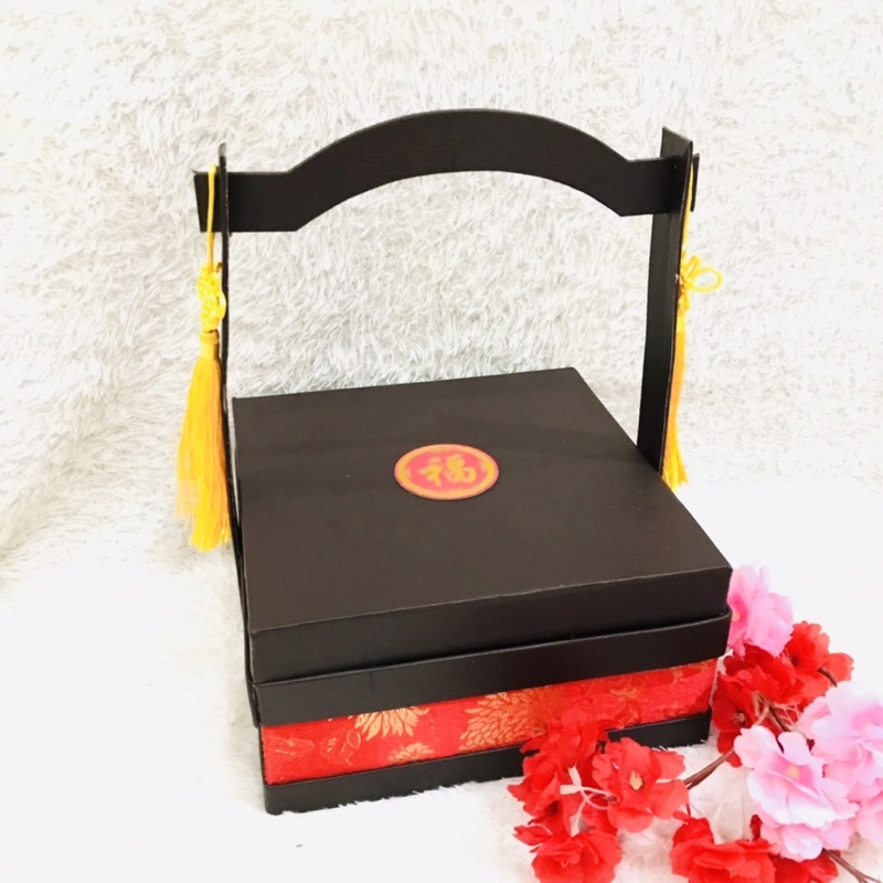 

Rantang persegi 1 susun / box imlek 22