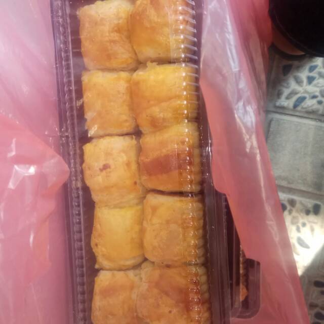 

Bolen isi pisang