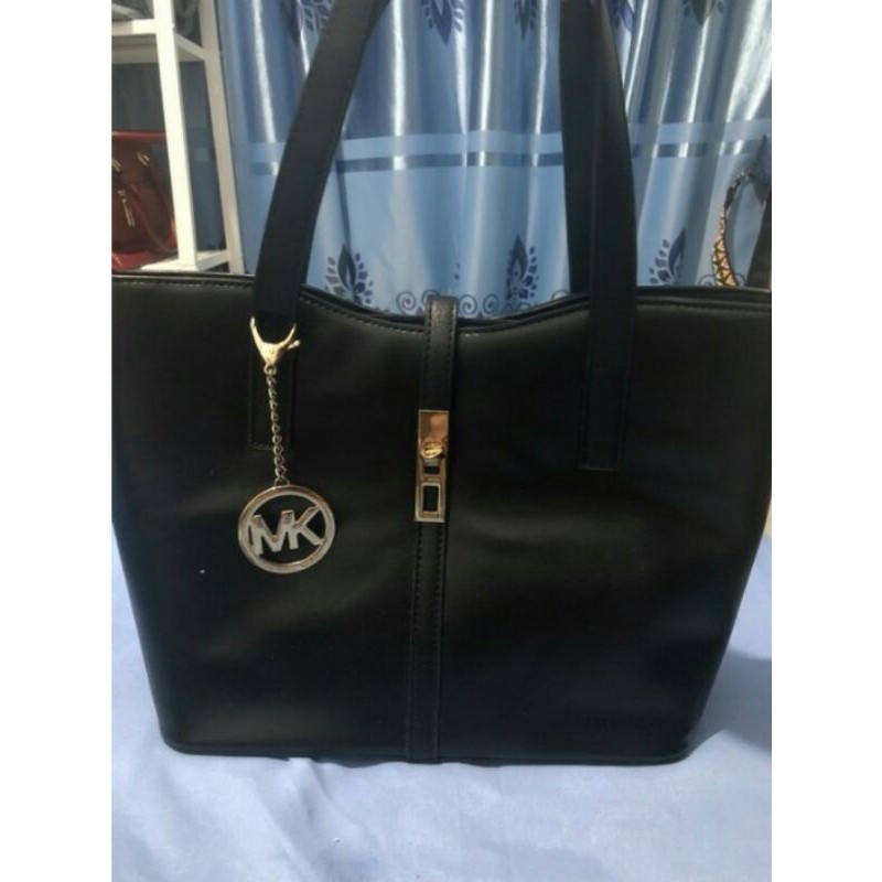Tas Branded Second Murah Merk MK