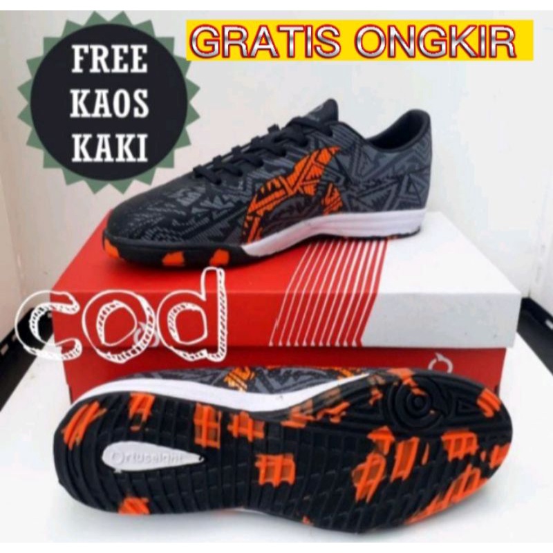 sepatu futsal ortuseight volt fg pria terbaru sepatu futsal ortuseight volt fg hitam sepatu futsal o