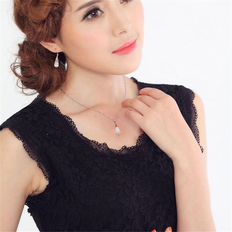 [Ready Stock]Fashion Simple Moonstone Water Drop Pendant Necklace