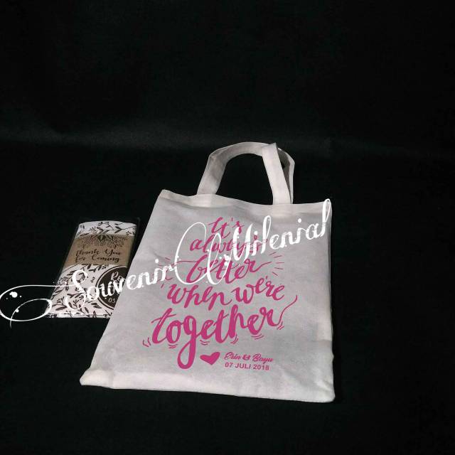 Tote Bag Souvenir Pernikahan