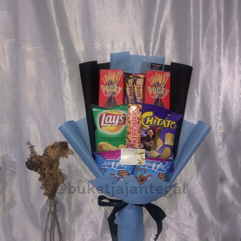 Bouquet Jajan / Buket Jajan / Bucket Jajan / Kado Wisuda / Kado Ultah / Kado Anniv