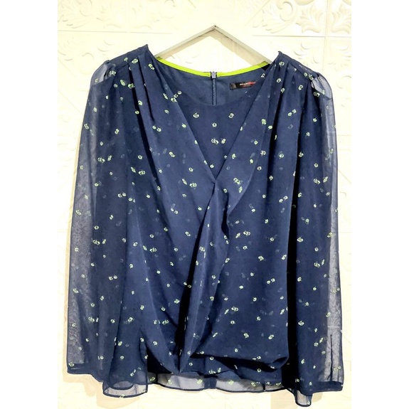 blouse sifon motif preloved