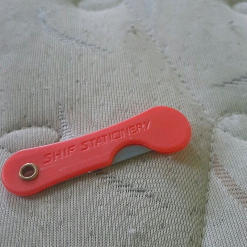 

pisau lipat mini tajam survival multifungsi / pemes lipat saku cutter