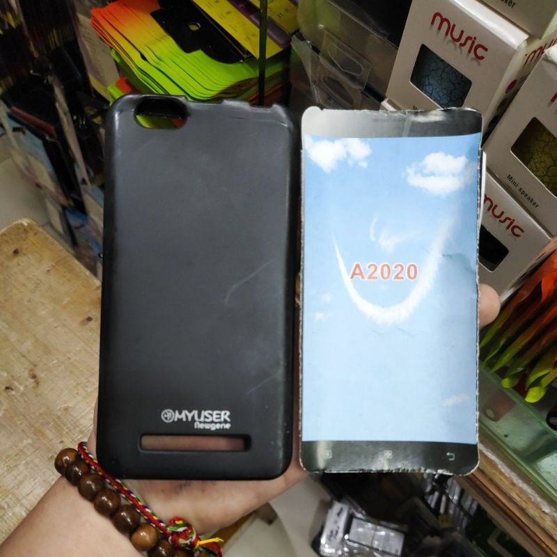 LENOVO A2020 / LENOVO VIBE C karet sofcase silikon dan tempered gorila glass kaca mantul murah meriah