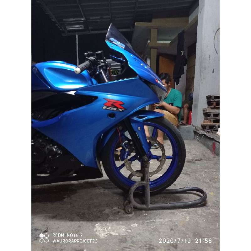 spakbor gsxr150