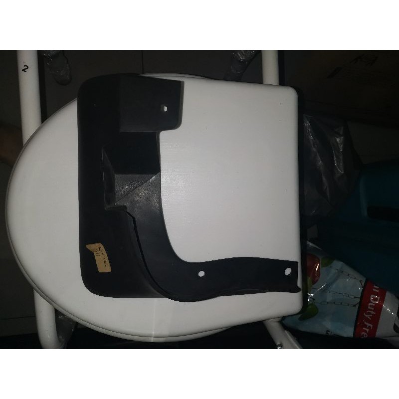 Karpet lumpur mud guard depan kia carnival