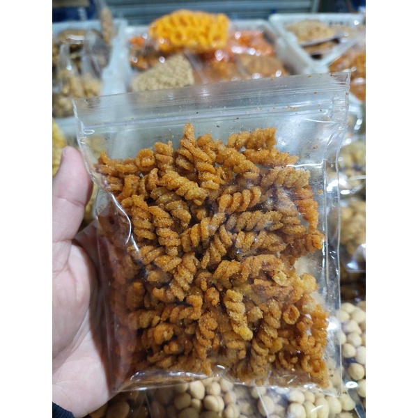 

SNACK KUE KRITING PEDAS MANIS