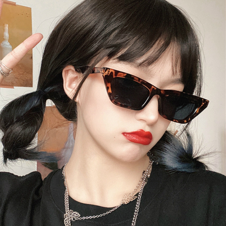 2020 retro wild small frame cat eye fashion men's and women's sunglasses