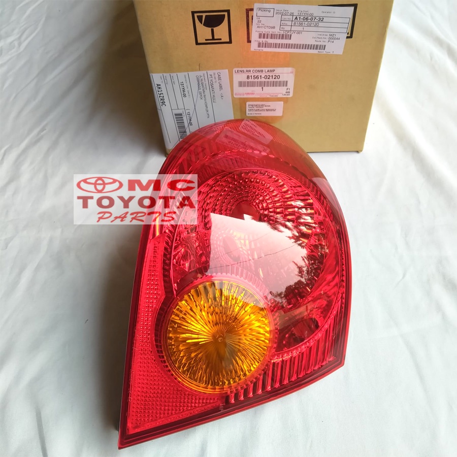 Lampu Stop Lamp Belakang Kiri Corolla Altis Old 81561-02120