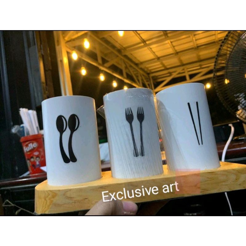 tempat sendok/tempat sendok garpu/tempat sendok estetik/rak sendok/tempat