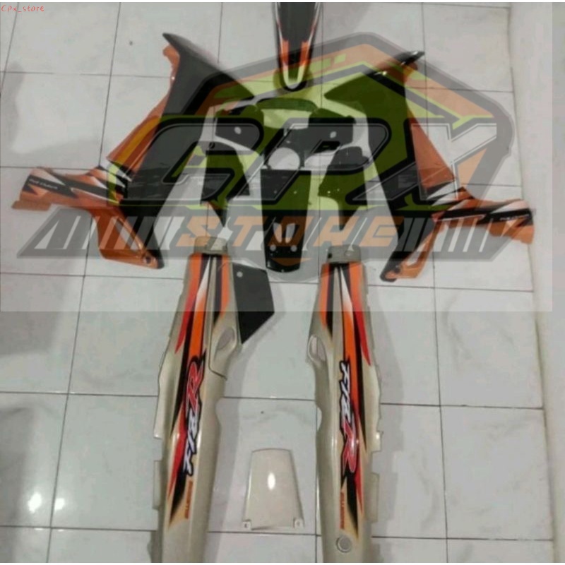 cover body fiz r bodi set fizr silver orange milenium original