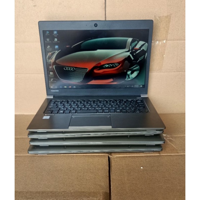Laptop Toshiba R63d