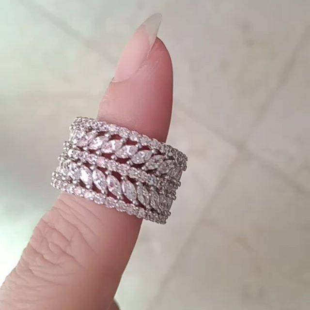 Cincin Zircon