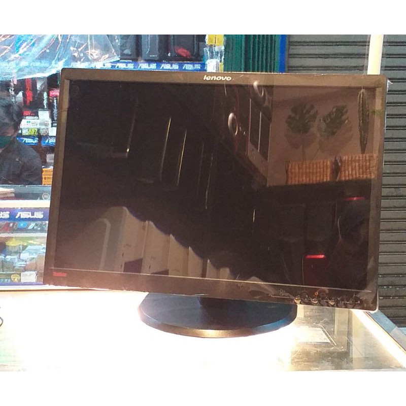 lcd lenovo 22 inch wide