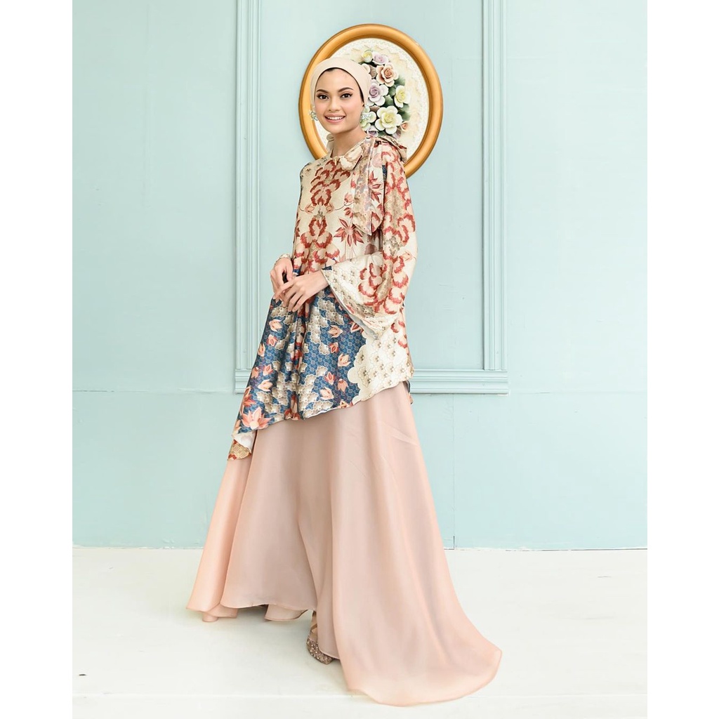 Tunik WEARING KLAMBY - Chloe Tunic color Redwood from Klamby La Galigo Series ❤️