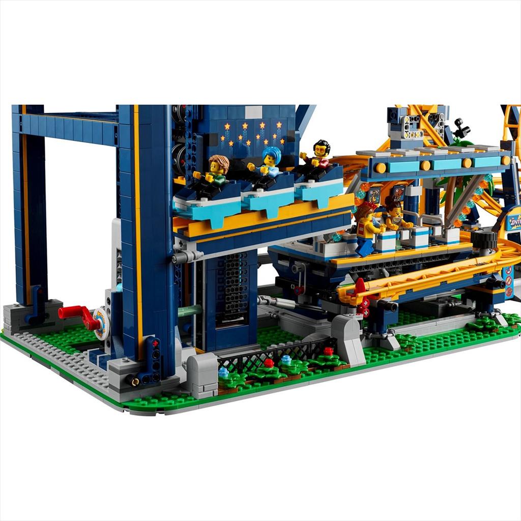 LEGO Creator Expert Exclusive 10303 Loop Coaster