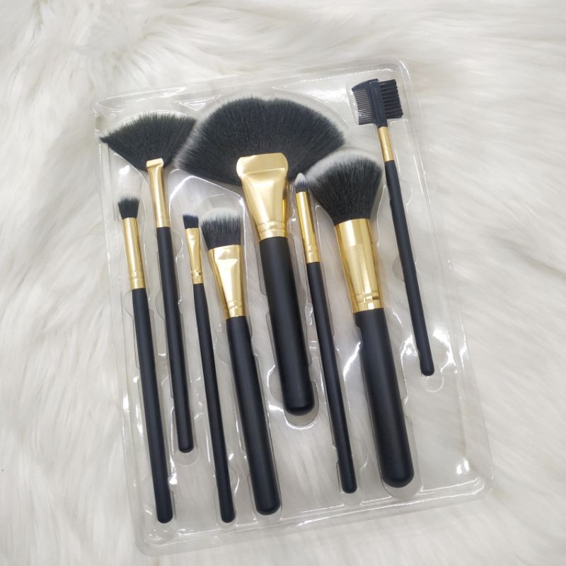 MAKEUP BRUSH KUAS MAKEUP SET MD4615