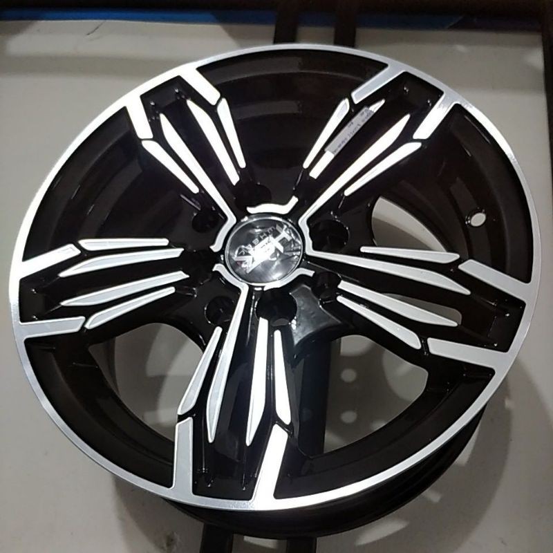 velg mobil ring 14 hsr pcd 4x100/114,3