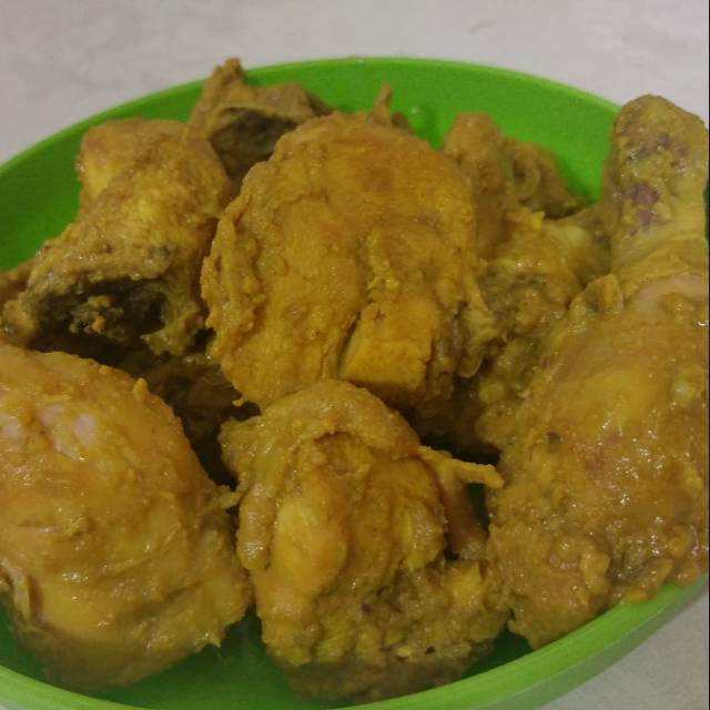 

Ayam Ungkep Bumbu Kuning 1kg up 10 Potong