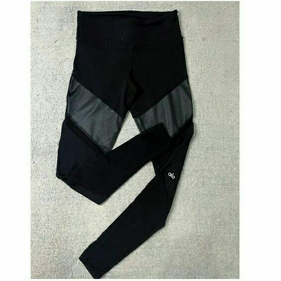 preloved alo yoga long legging original authentic aloyoga mesh second leging yulia baltschun jennife
