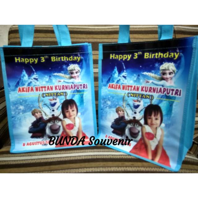 

Tas Ultah Desaign suka'