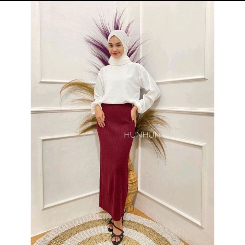 ROK RAJUT SPAN KNIT/ROK PANJANG-Marun