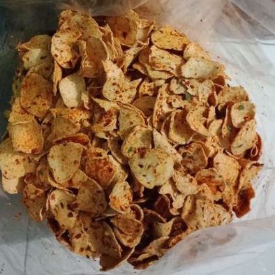 

basreng kripik pedas (1kg)