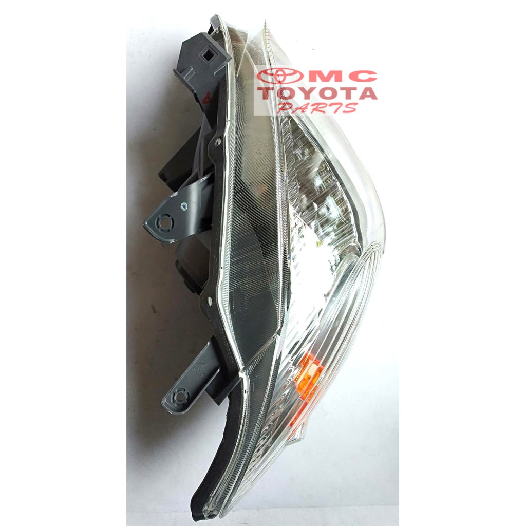 Lampu Depan / Head Lamp Kanan Avanza Xenia VVTI Old 81110-BZ050