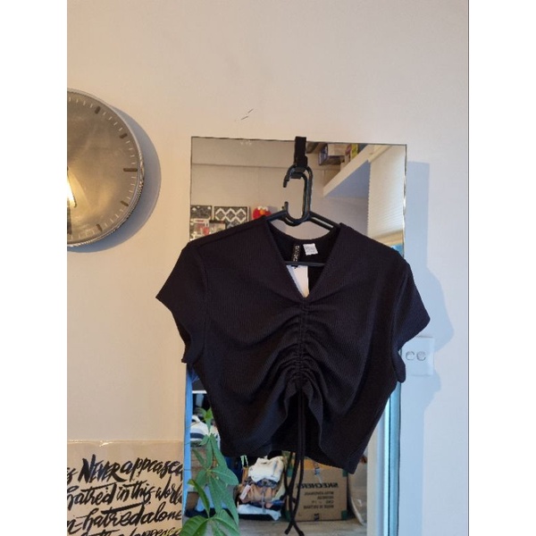 Hnm Crop Top Kerut Coklat Size M sale