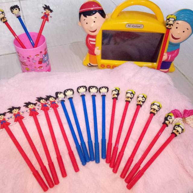 

Pulpen karakter naruto