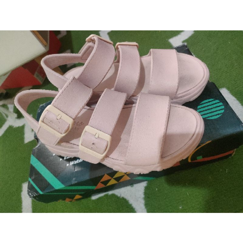 Preloved Sandal Casual Skechers wmns cali gear d'lites 2.0 sandal pink Original full rubber size 36