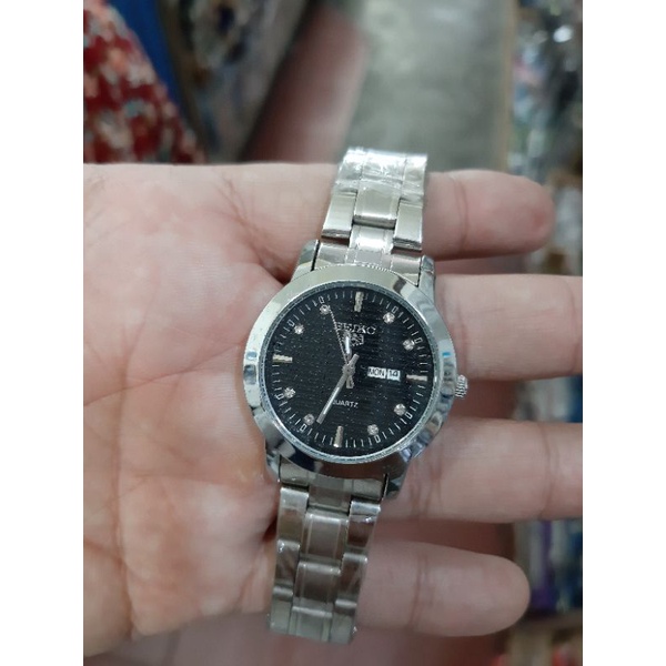 seiko 5 wanita quartz tanggal dan hari jam fashion jam klasik