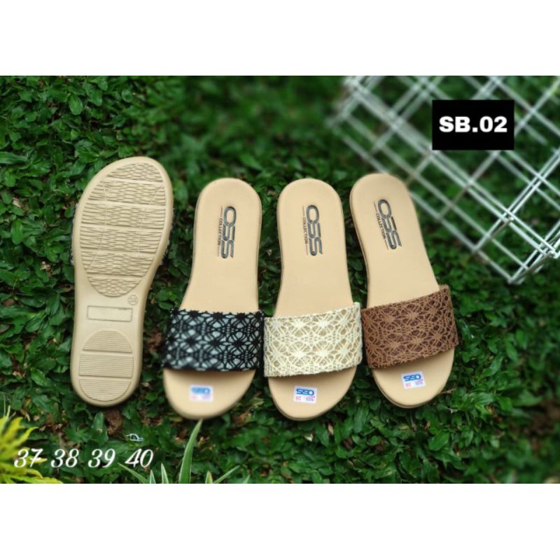 SB.02 by oss collection