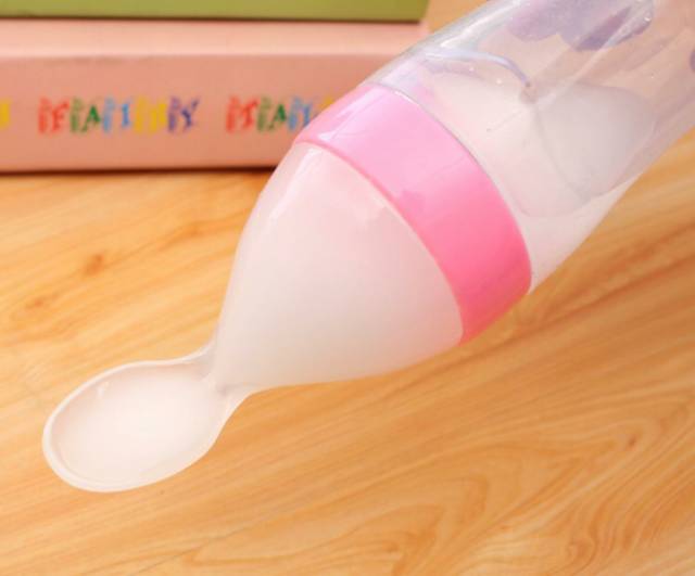 UNNISO - Silicone Squeeze Feeder / Botol Sendok Bayi