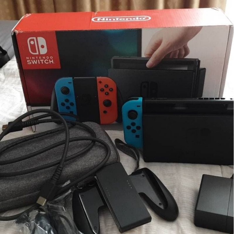 nintendo switch v1 second