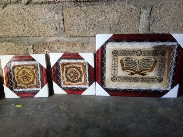 Kaligrafi Kulit Kambing Empat Serangkai Kitab Petunjuk