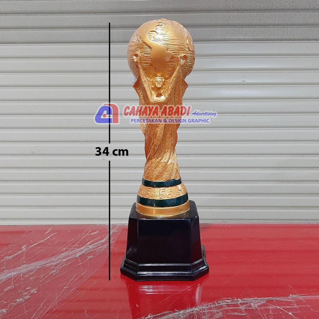 Piala Dunia atau Trophy Sepakbola Tinggi 34cm