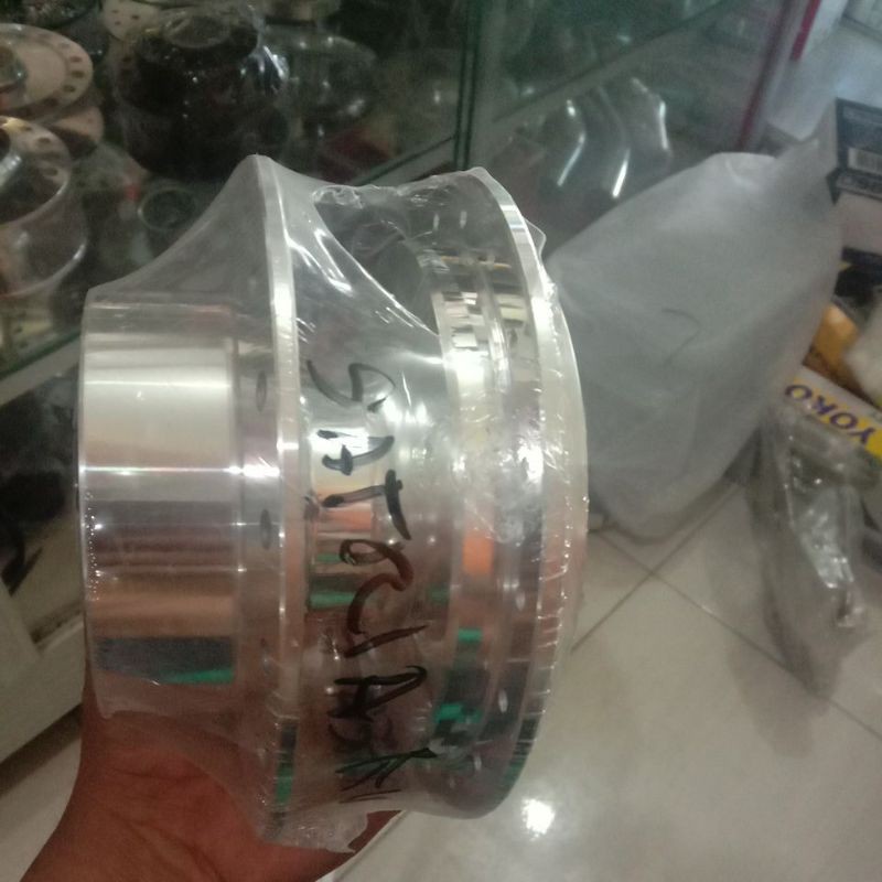 tromol belakang satria fu