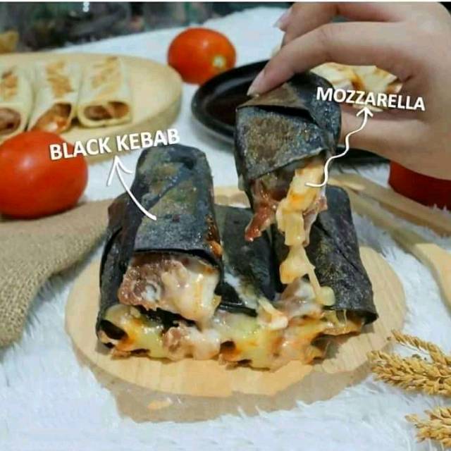 

Kebab mozza black