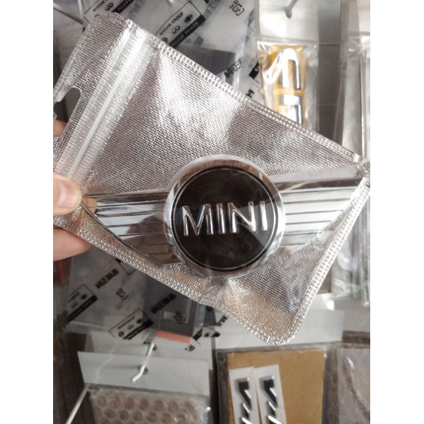 Emblem Mini Cooper