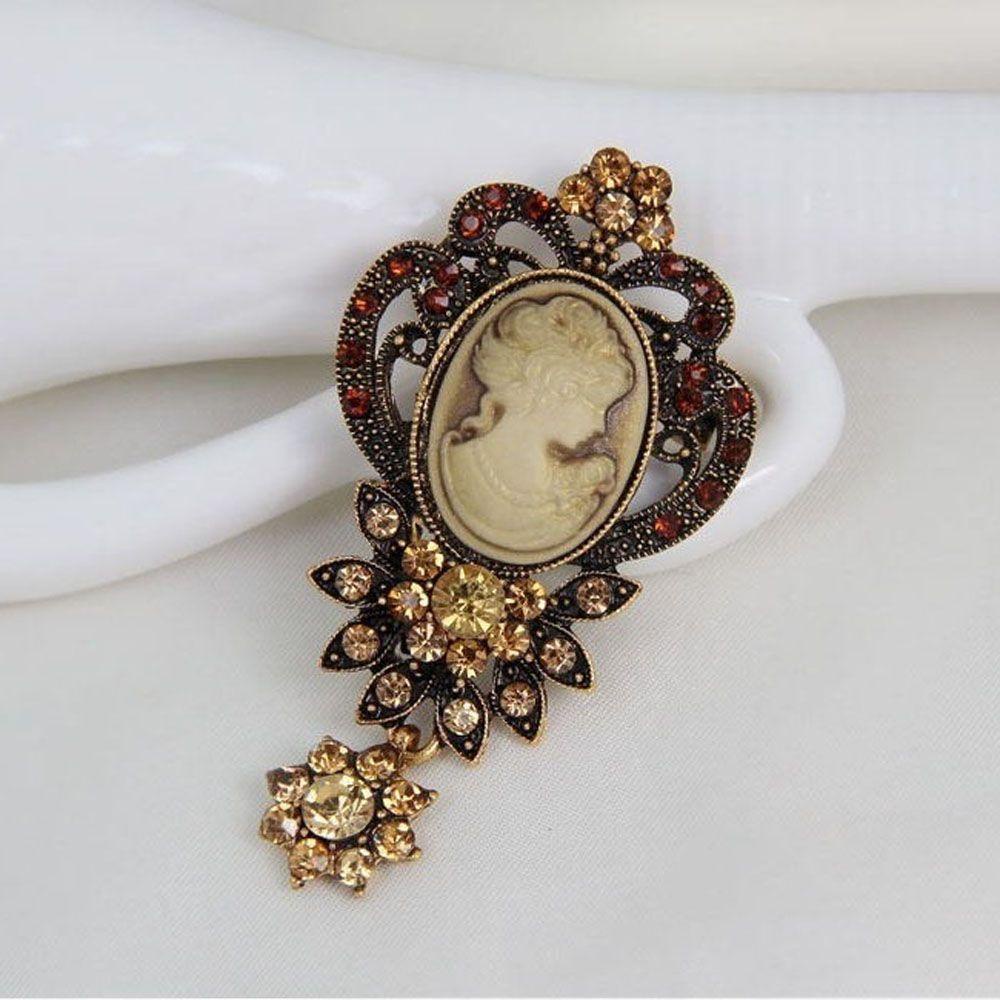 1 Pc Bros Pin Desain Cameo Queen Boutonniere Warna Emas Silver Gaya Vintage Untuk Hadiah Natal