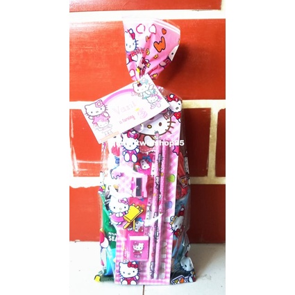

PAKET SNACK ULTAH + SOUVENIR ANAK