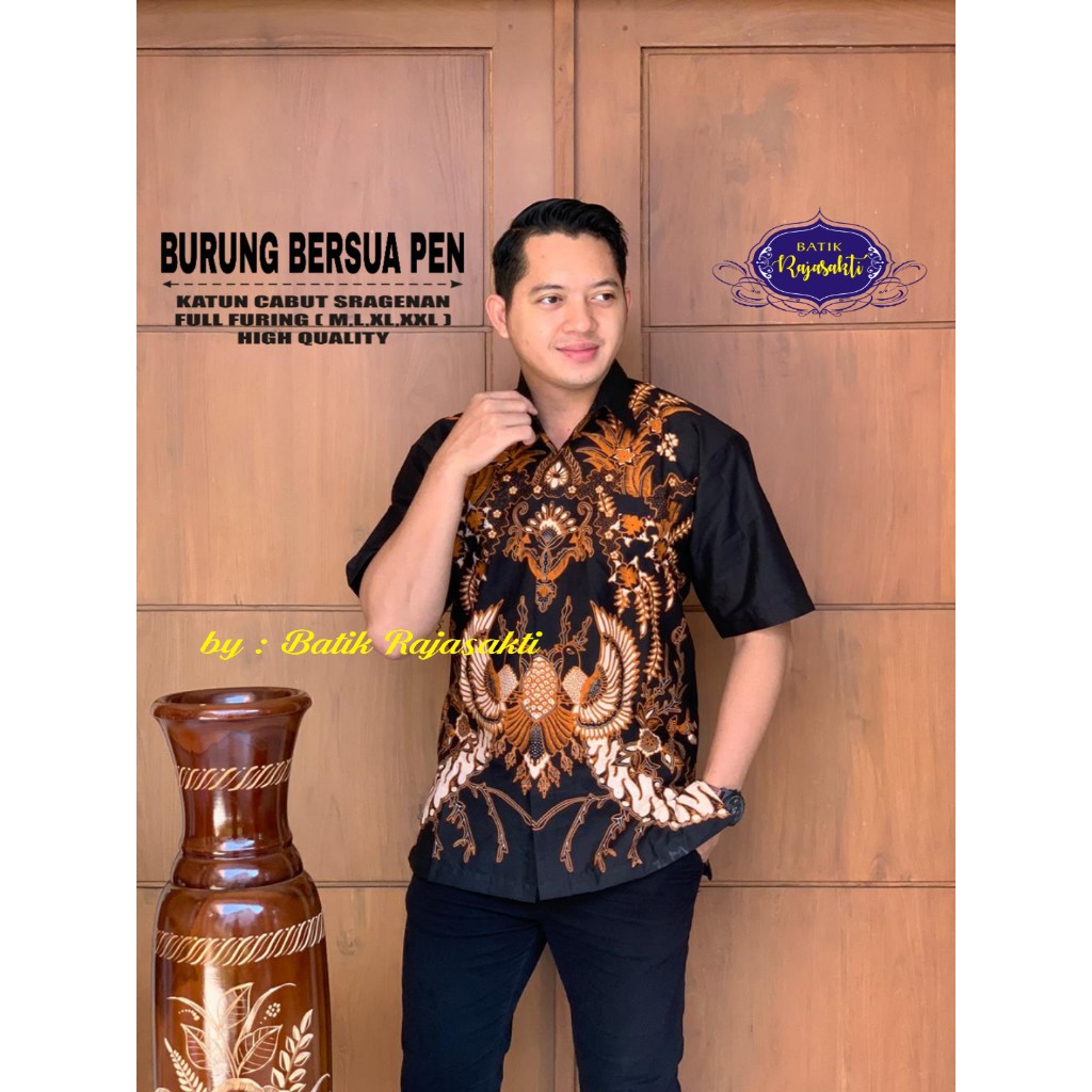 BURUNG BERSUA RAJASAKTI KEMEJA BATIK SOLO PRIA LENGAN PANJANG LAPIS FURING ATASAN BATIK PREMIUM MODERN KATUN HALUS BAHUWIRYA  BANAMITRA BANAMITRA PUTIH BANGSAWAN BAYU PUTRA BERLIAN BIRU BHARATAYUDA BIMASENA BIRENDRA BIRU INDAH BRAHMAKERTA BRAHMAKERTA