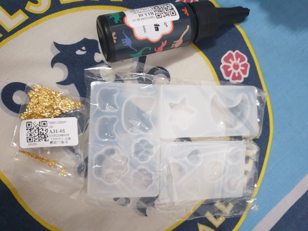 3pcs Cetakan Bahan Silikon Resin Bentuk Bintang Bulan Kucing Dan Hati Untuk Perhiasan