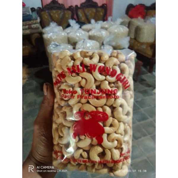 

Mete Wonogiri Kacang Mete Mede Original 1 kg